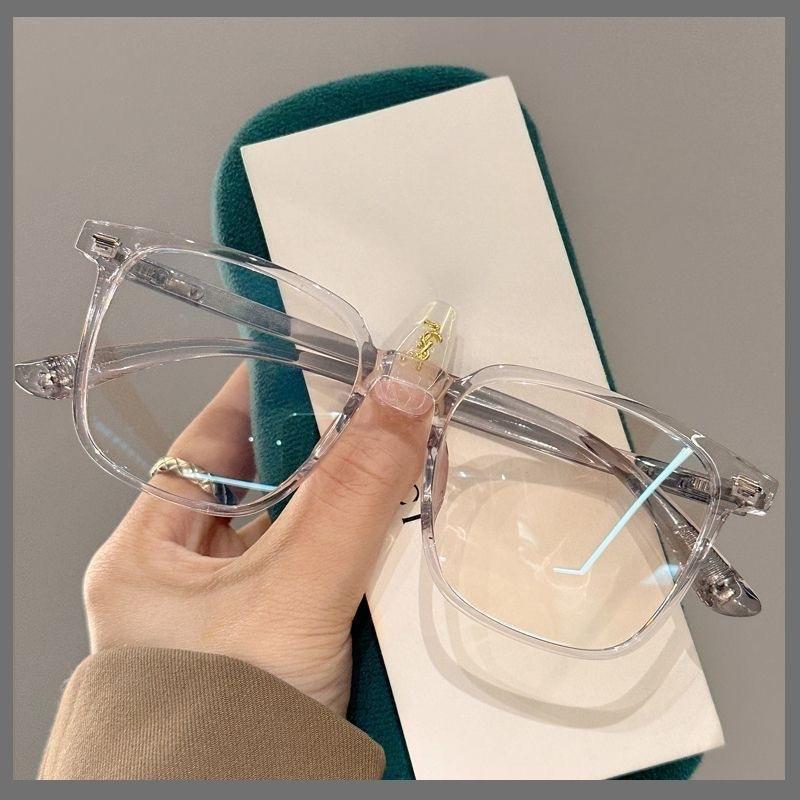 Men s and Women s Fashionable High-definition Myopia Glasses, New Ultra Light Anti Blue Light Glasses, Flat Light Glasses myopia -550 сірий
Men s and Women s Fashionable High-definition Myopia Glasses, New Ultra Light Anti Blue Light Glasses, Flat Light Glasses myopia -550 сірий