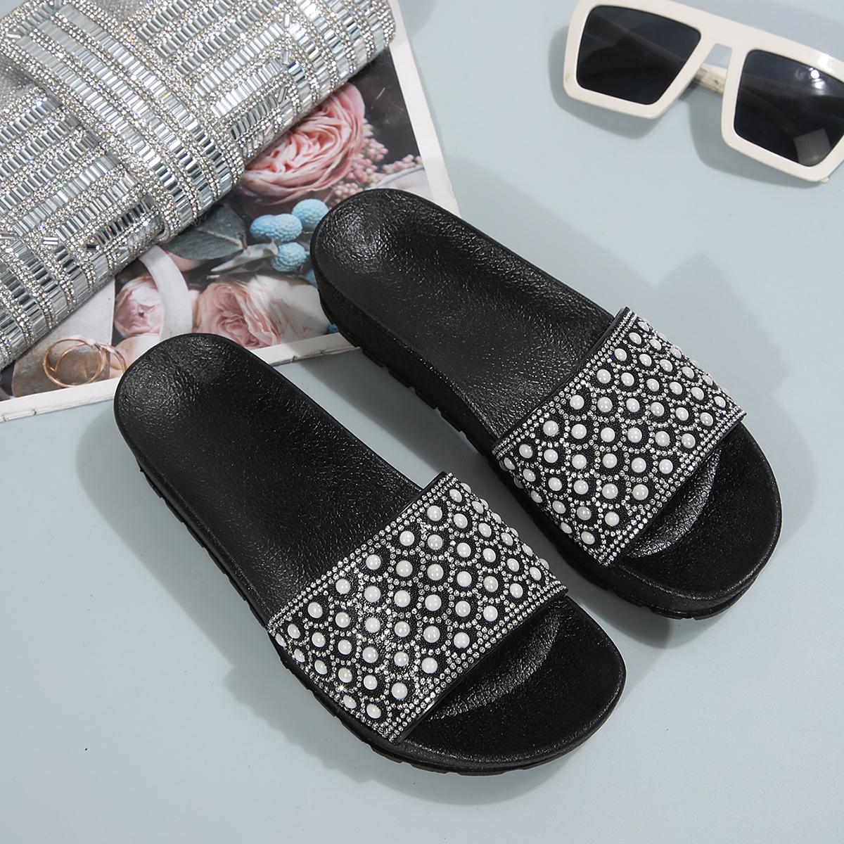 Женские тапочки с открытым носком, инкрустированные жемчугом, простые модные повседневные тапочки, новые летние туфли для прогулок на пляже 40
Женские тапочки с открытым носком, инкрустированные жемчугом, простые модные повседневные тапочки, новые летние туфли для прогулок на пляже 40