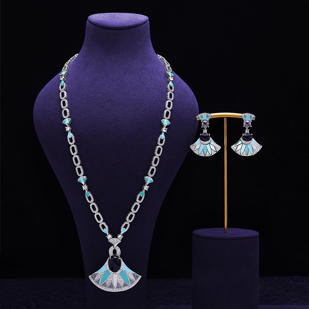 Fan Long Necklace Sapphire Enamel Craft Celebrity Temperament Women s Evening Dress Set Chain
Fan Long Necklace Sapphire Enamel Craft Celebrity Temperament Women s Evening Dress Set Chain