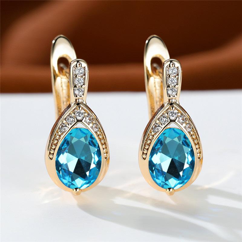 Popular Champagne Jinbao Blue Diamond Angel s Tears Ear Buckle Women s Niche Design Micro-inlaid Zircon Jewelry
Popular Champagne Jinbao Blue Diamond Angel s Tears Ear Buckle Women s Niche Design Micro-inlaid Zircon Jewelry
