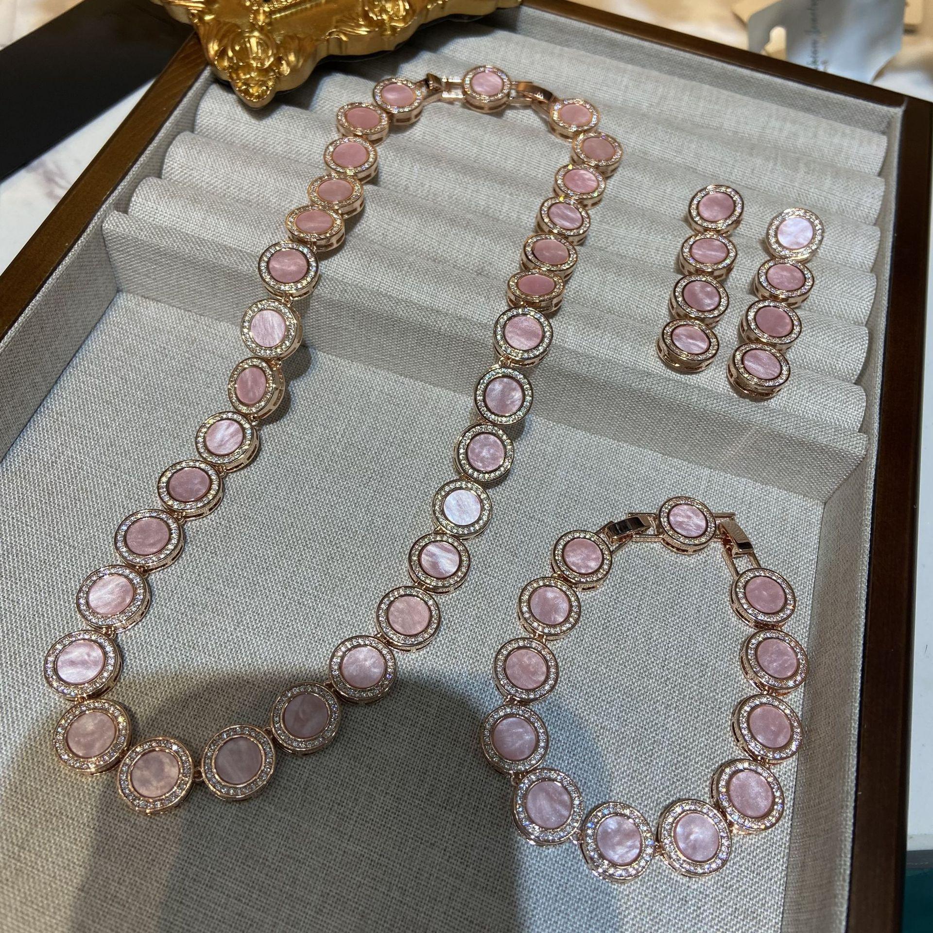 Vera Summer Heartbeat Series Necklace Bracelets Earrings Natural Pink Shell Set Donkey Home Light Luxury Jewelry
Vera Summer Heartbeat Series Necklace Bracelets Earrings Natural Pink Shell Set Donkey Home Light Luxury Jewelry