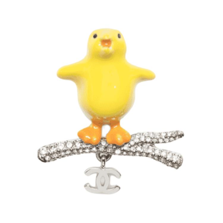 Chanel Chick Design Diamond Resin Brooch Women Brooch Silver Yellow Orange ABH519-B24156-U9487 Silver/Yellow/Orange/Crystal
Chanel Chick Design Diamond Resin Brooch Women Brooch Silver Yellow Orange ABH519-B24156-U9487 Silver/Yellow/Orange/Crystal