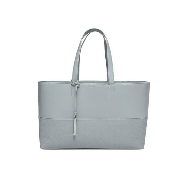 Сумочка Calvin Klein Ck Mixmedia Shopper_Mono K60K613166 серый
Сумочка Calvin Klein Ck Mixmedia Shopper_Mono K60K613166 серый