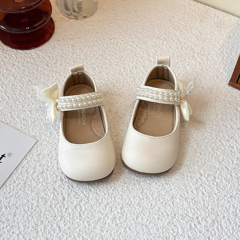 Baby Girl Fashion 2025 New Versatile Bow Princess Square Mouth Single Shoes Non-slip Baby Soft Sole Small Leather Shoes 23
Baby Girl Fashion 2025 New Versatile Bow Princess Square Mouth Single Shoes Non-slip Baby Soft Sole Small Leather Shoes 23