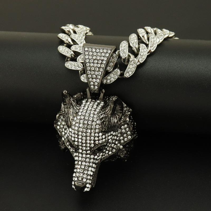 Three-dimensional Full Diamond Wolf Head Pendant Necklace Hip-hop Exaggerated Hipster Men Rap Wear Pendant Cuban Chain Pendant with 40cm diamond-encrusted cuban chain
Three-dimensional Full Diamond Wolf Head Pendant Necklace Hip-hop Exaggerated Hipster Men Rap Wear Pendant Cuban Chain Pendant with 40cm diamond-encrusted cuban chain