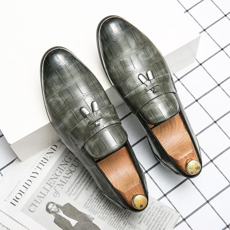 Модные мокасины с кисточками, модные высококачественные мокасины, мужская обувь, брендовая кожаная обувь, британский стиль, популярная повседневная обувь, толстая подошва 46 серый
Модные мокасины с кисточками, модные высококачественные мокасины, мужская обувь, брендовая кожаная обувь, британский стиль, популярная повседневная обувь, толстая подошва 46 серый
