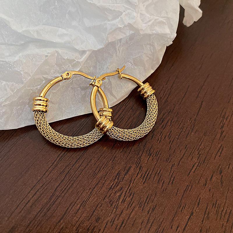 Vintage Gold Color Mesh Round Hoop Earrings For Women Girls Fashion Metal Geometric Hollow Ear Buckle Zircon Gift
Vintage Gold Color Mesh Round Hoop Earrings For Women Girls Fashion Metal Geometric Hollow Ear Buckle Zircon Gift