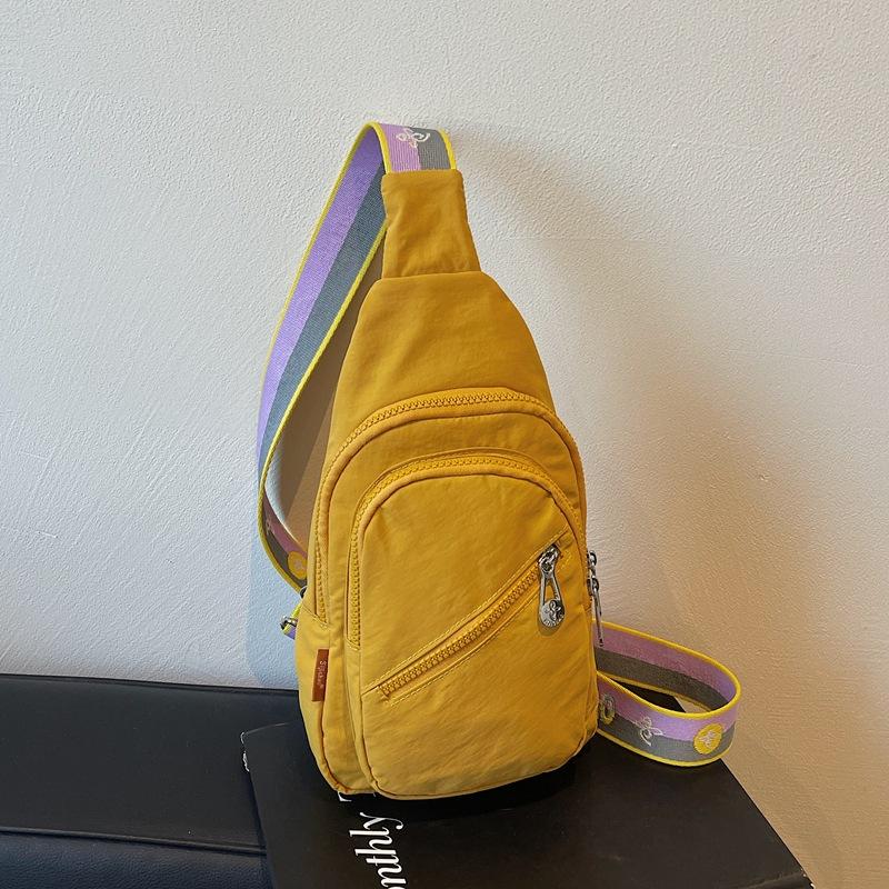 Модная повседневная нагрудная сумка весна новая легкая нейлоновая сумка на плечо сумка-мессенджер жёлтый
Модная повседневная нагрудная сумка весна новая легкая нейлоновая сумка на плечо сумка-мессенджер жёлтый