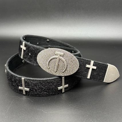 OYE Dark Wind Cross Belt Horsehair Belt Punk Retro Men s and Women s Leather Heavy Industry Hip Hop Rock 110 чёрный
OYE Dark Wind Cross Belt Horsehair Belt Punk Retro Men s and Women s Leather Heavy Industry Hip Hop Rock 110 чёрный