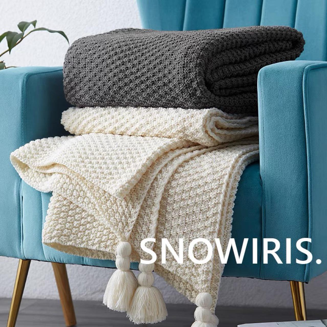 Nordic Knit Wool Sofa Blanket with Tassels for Office or Nap Use 80x110 cm слонова кістка/білий
Nordic Knit Wool Sofa Blanket with Tassels for Office or Nap Use 80x110 cm слонова кістка/білий