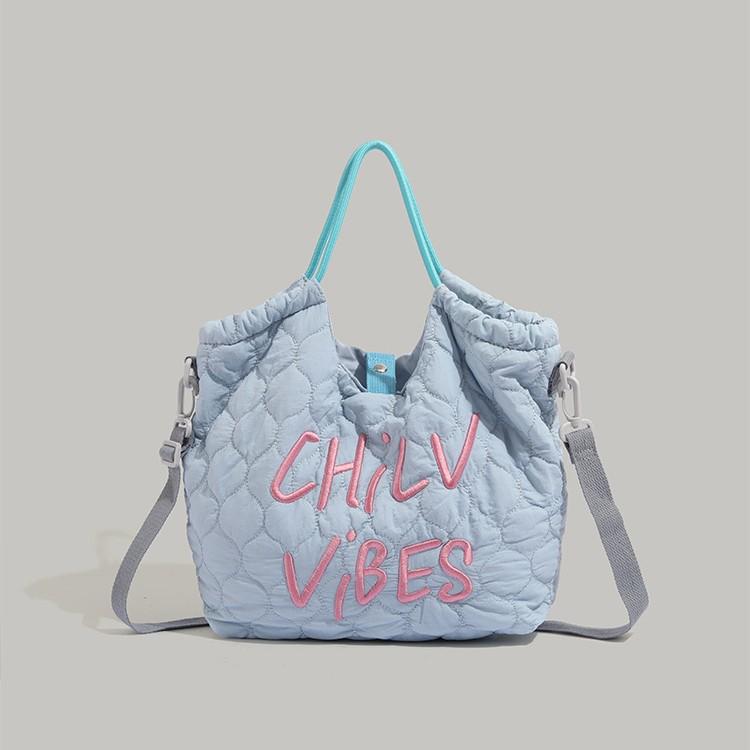 2025 New Niche Korean Style Large Capacity Tote Dopamine Color Letter Embroidery Single Shoulder Crossbody Handbag for Women синій
2025 New Niche Korean Style Large Capacity Tote Dopamine Color Letter Embroidery Single Shoulder Crossbody Handbag for Women синій