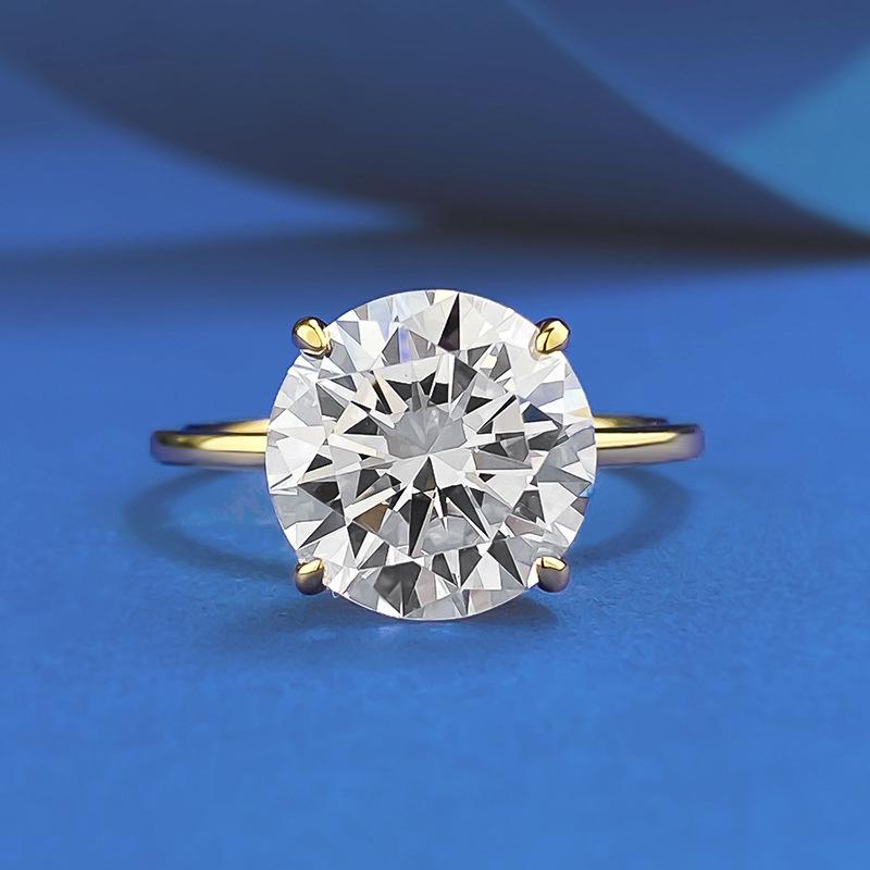Hui Zhi Yi European & American Style S925 Sterling Silver Ring with Four-Prong Imitation Moissanite Diamonds Size 5
Hui Zhi Yi European & American Style S925 Sterling Silver Ring with Four-Prong Imitation Moissanite Diamonds Size 5