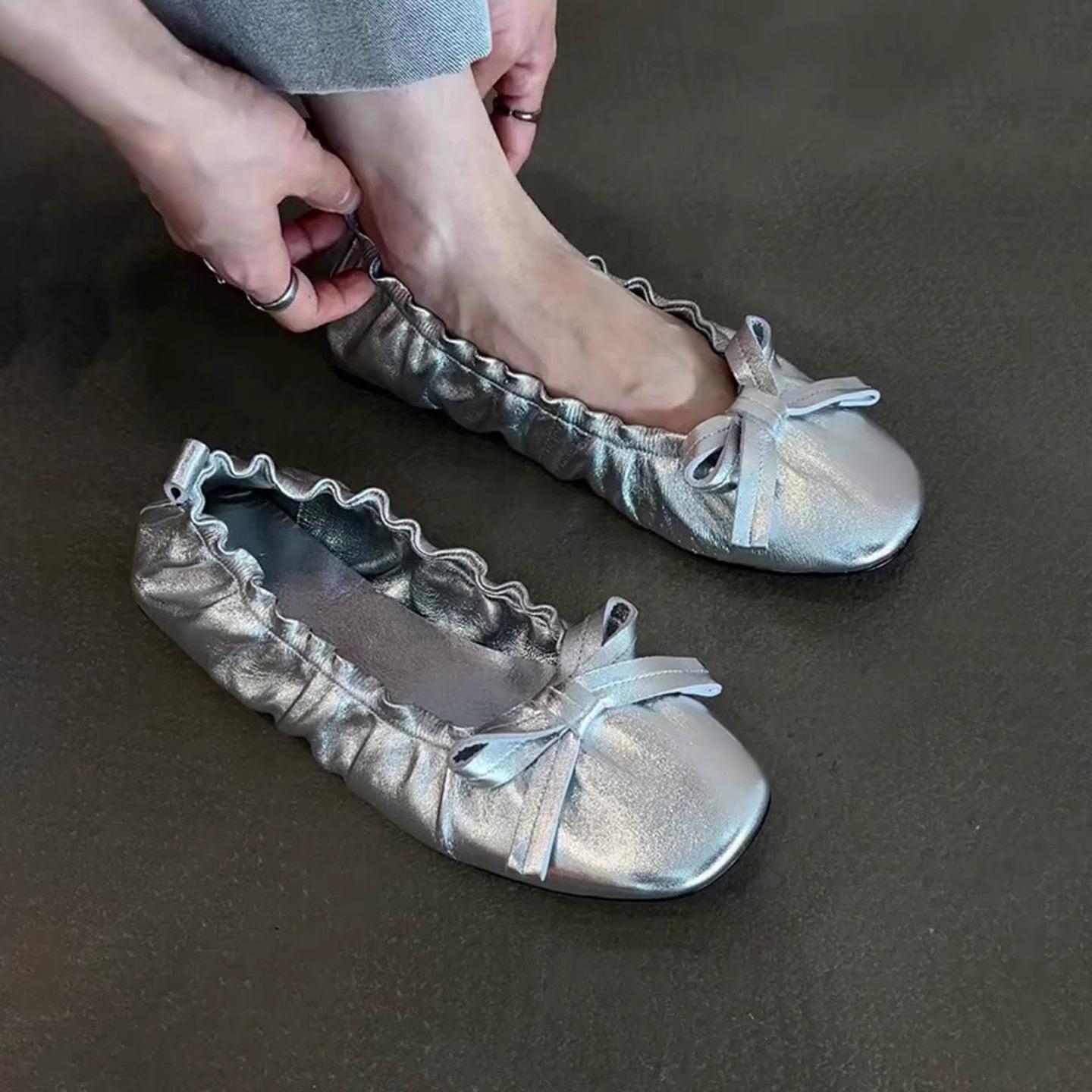 Sheepskin version~ 2025 new retro bow light mouth elastic mouth flat sole shoes women s round head ballet shoes 40 серебряный
Sheepskin version~ 2025 new retro bow light mouth elastic mouth flat sole shoes women s round head ballet shoes 40 серебряный