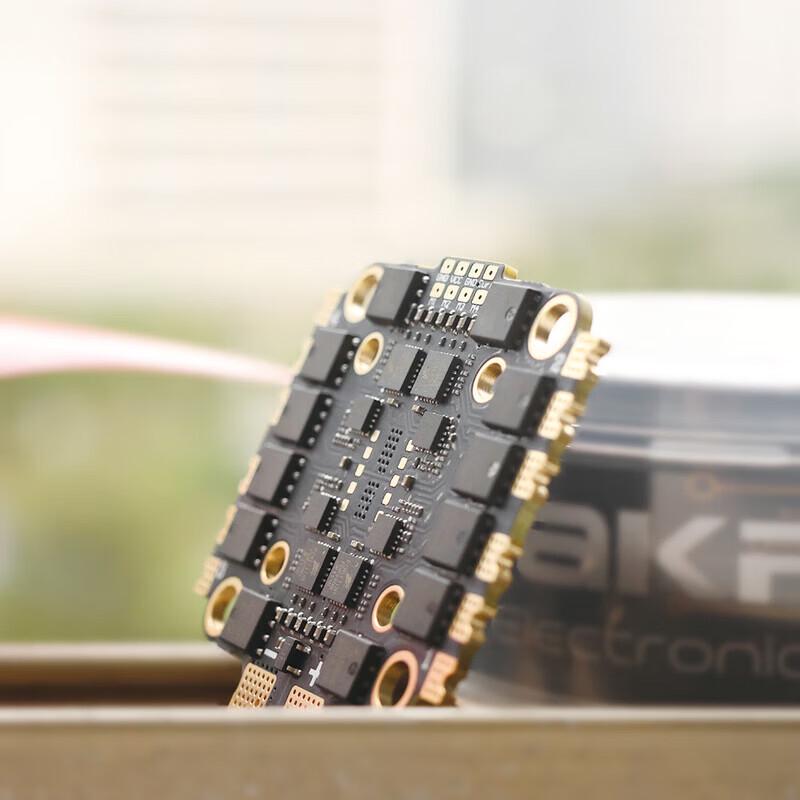 HAKRC 8B50A Pro 4-in-1 2-6S FPV ESC
HAKRC 8B50A Pro 4-in-1 2-6S FPV ESC