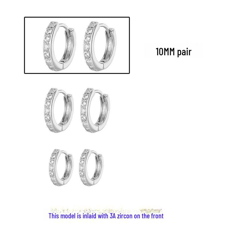 Простые серьги-кольца с бриллиантами и цирконами — классика, удобство и хит продаж Copper
Простые серьги-кольца с бриллиантами и цирконами — классика, удобство и хит продаж Copper