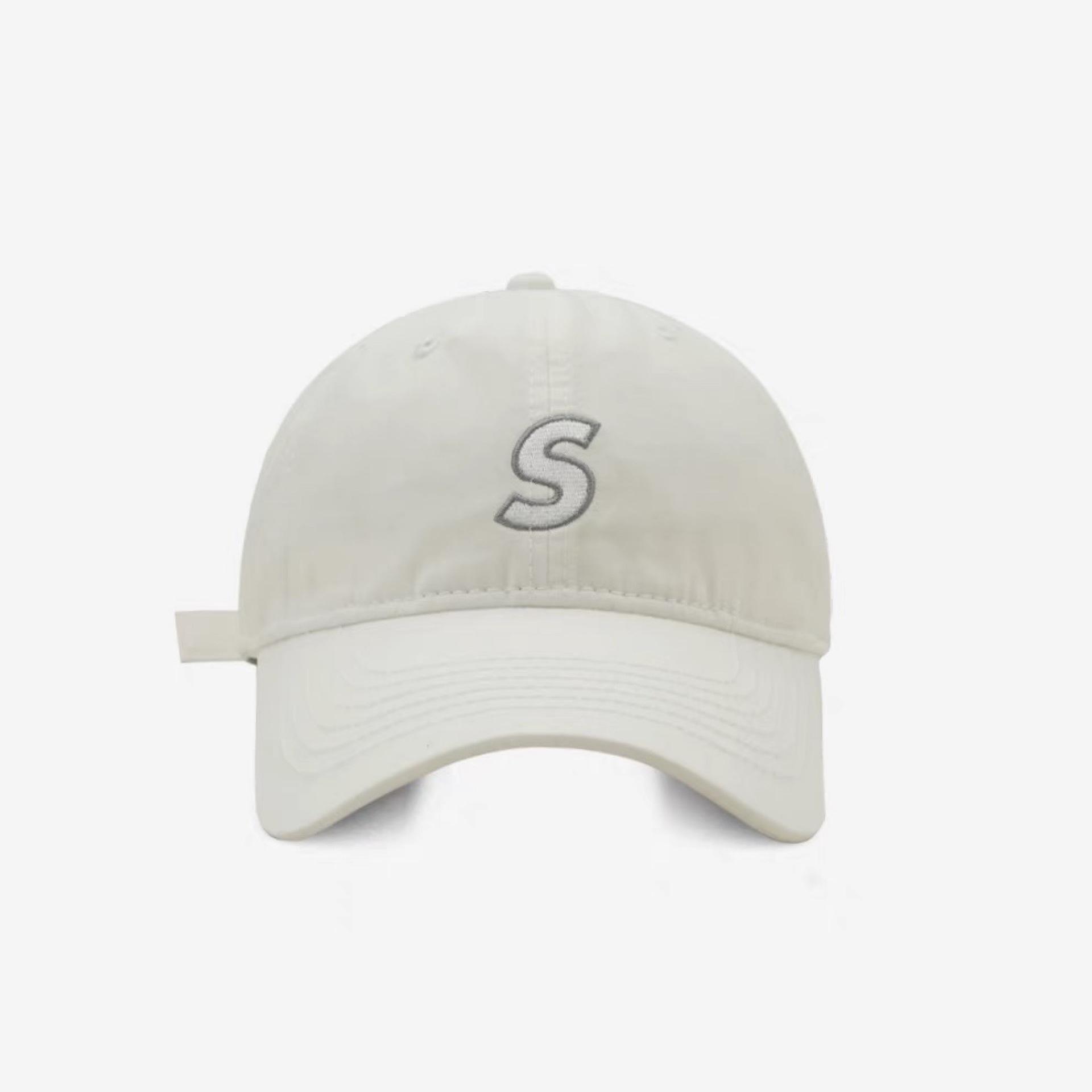 Letter Embroidered Baseball Cap for Men and Women Couples Korean Wide Brimmed Baseball Cap Showing Small Face Adjustable
Letter Embroidered Baseball Cap for Men and Women Couples Korean Wide Brimmed Baseball Cap Showing Small Face Adjustable