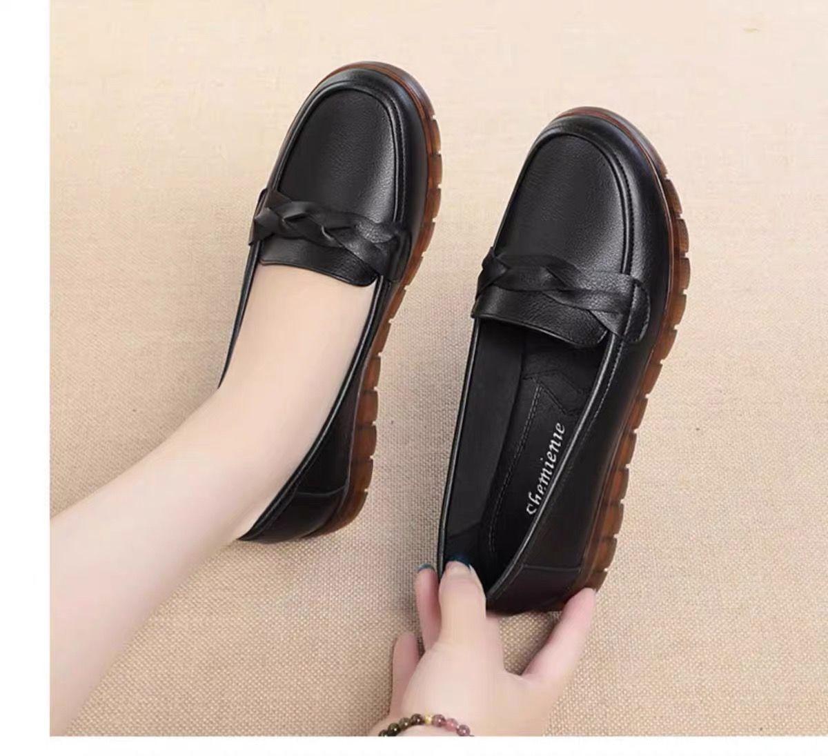 Мягкая кожа, мягкая подошва, подошва из говяжьих сухожилий, нескользящая обувь для мам среднего и пожилого возраста, женская кожаная обувь, плоская подошва, одиночные туфли для пожилых женщин 39 чёрный
Мягкая кожа, мягкая подошва, подошва из говяжьих сухожилий, нескользящая обувь для мам среднего и пожилого возраста, женская кожаная обувь, плоская подошва, одиночные туфли для пожилых женщин 39 чёрный