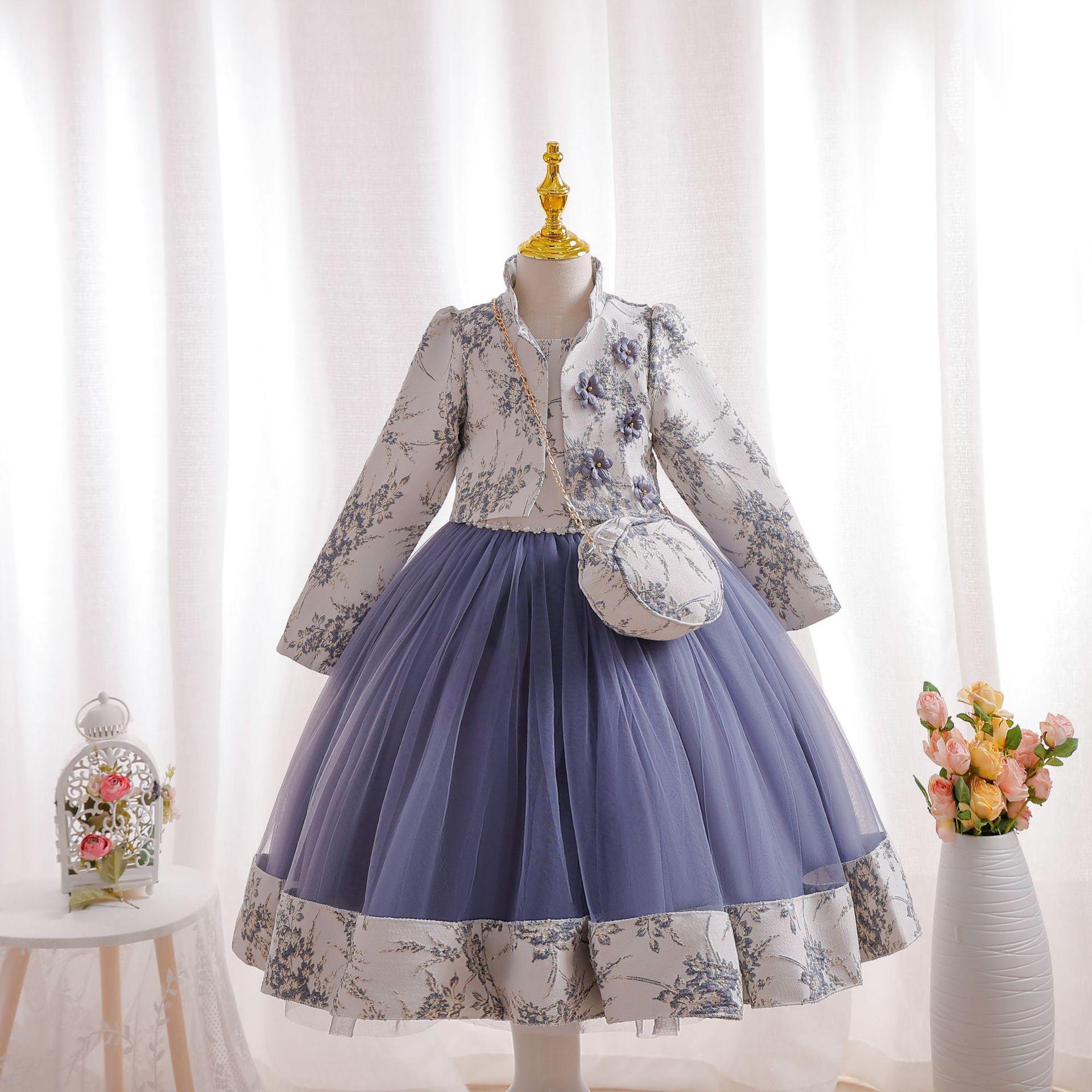 3 Piece Set Girls Puff Christmas Party Red Long Sleeve Girls Princess Dress Prom Performance Puff Girls Evening Dress 110 фіолетовий
3 Piece Set Girls Puff Christmas Party Red Long Sleeve Girls Princess Dress Prom Performance Puff Girls Evening Dress 110 фіолетовий