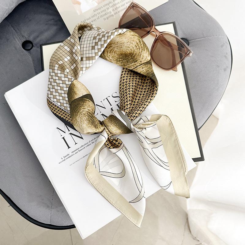 Высококачественные легкие роскошные креативные принты 70 маленьких квадратных платков весна-лето дизайнерские модели нишевый темперамент тонкие шелковые платки 70*70
Высококачественные легкие роскошные креативные принты 70 маленьких квадратных платков весна-лето дизайнерские модели нишевый темперамент тонкие шелковые платки 70*70