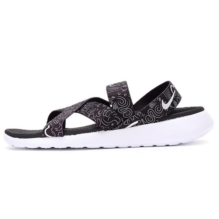 Nike Roshe One Sandal Print Black White Women s 832644-011 35.5
Nike Roshe One Sandal Print Black White Women s 832644-011 35.5