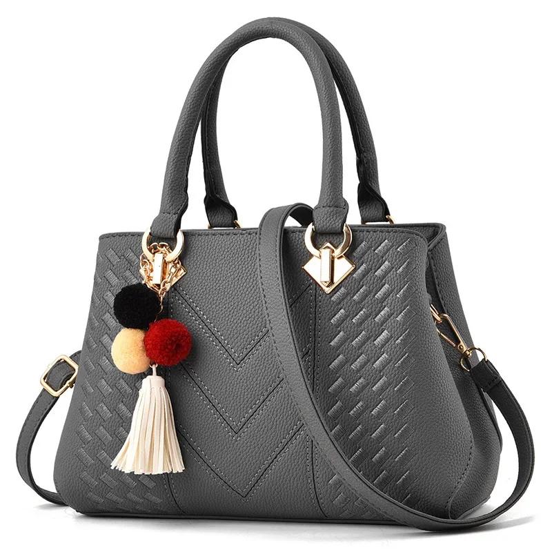 Vintage Messenger Bags Classic Women Genuine Leather Bags Luxury Women Tote Handbags for Ladies Shopper Female Bag
Vintage Messenger Bags Classic Women Genuine Leather Bags Luxury Women Tote Handbags for Ladies Shopper Female Bag