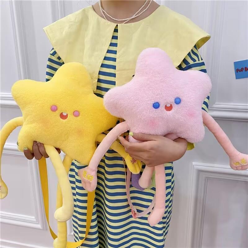Cute star creative doll messenger bag girl cartoon funny can pull plush bag tide фіолетовий
Cute star creative doll messenger bag girl cartoon funny can pull plush bag tide фіолетовий
