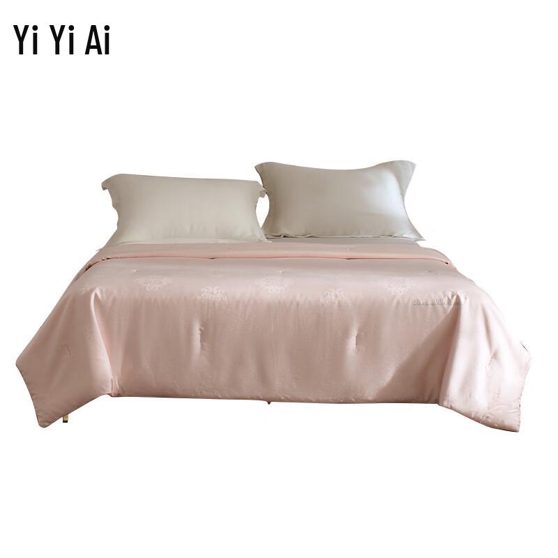 Yi Yi Ai Baroque Tussah Silk Duvet
Yi Yi Ai Baroque Tussah Silk Duvet