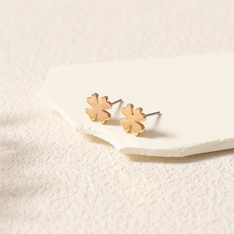 JUSTOP Серьги-пусеты из 18-каратного золота в европейском и американском ретро-стиле для женщин - Простые серьги-каффы и серьги-кольца высокого класса
JUSTOP Серьги-пусеты из 18-каратного золота в европейском и американском ретро-стиле для женщин - Простые серьги-каффы и серьги-кольца высокого класса