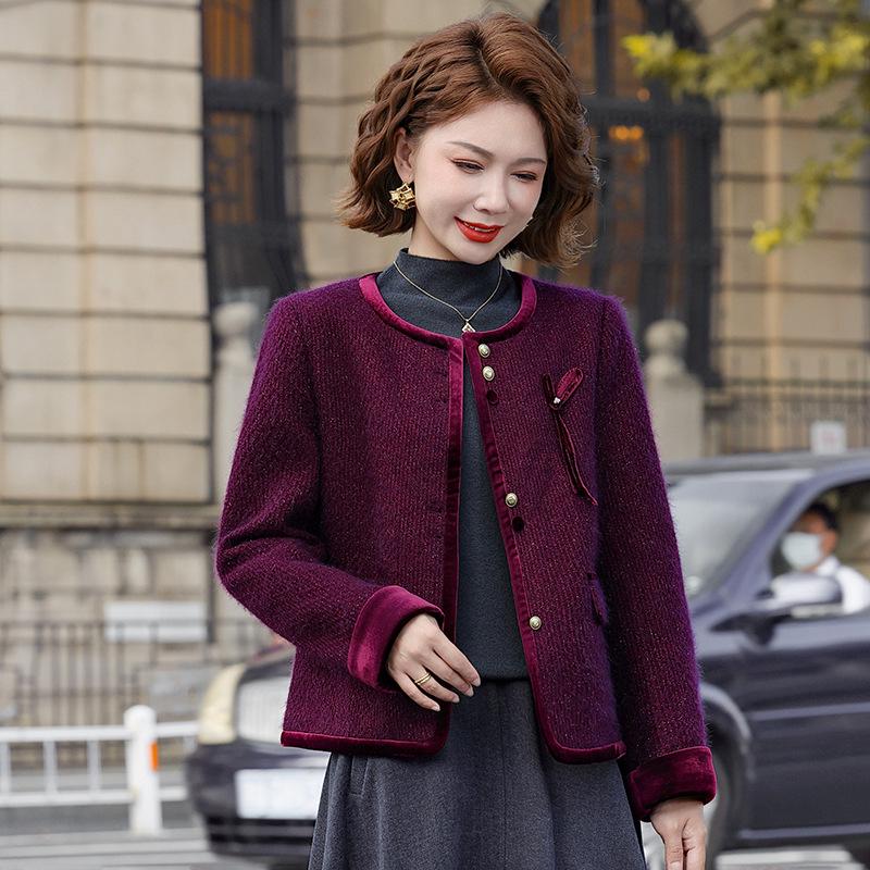 New Stylish Faux Fur Short Jacket for Middle-Aged & Elderly Women - Thickened, Cotton-Padded Winter Wear 3XL (120-135 jin) фіолетовий/червоний
New Stylish Faux Fur Short Jacket for Middle-Aged & Elderly Women - Thickened, Cotton-Padded Winter Wear 3XL (120-135 jin) фіолетовий/червоний