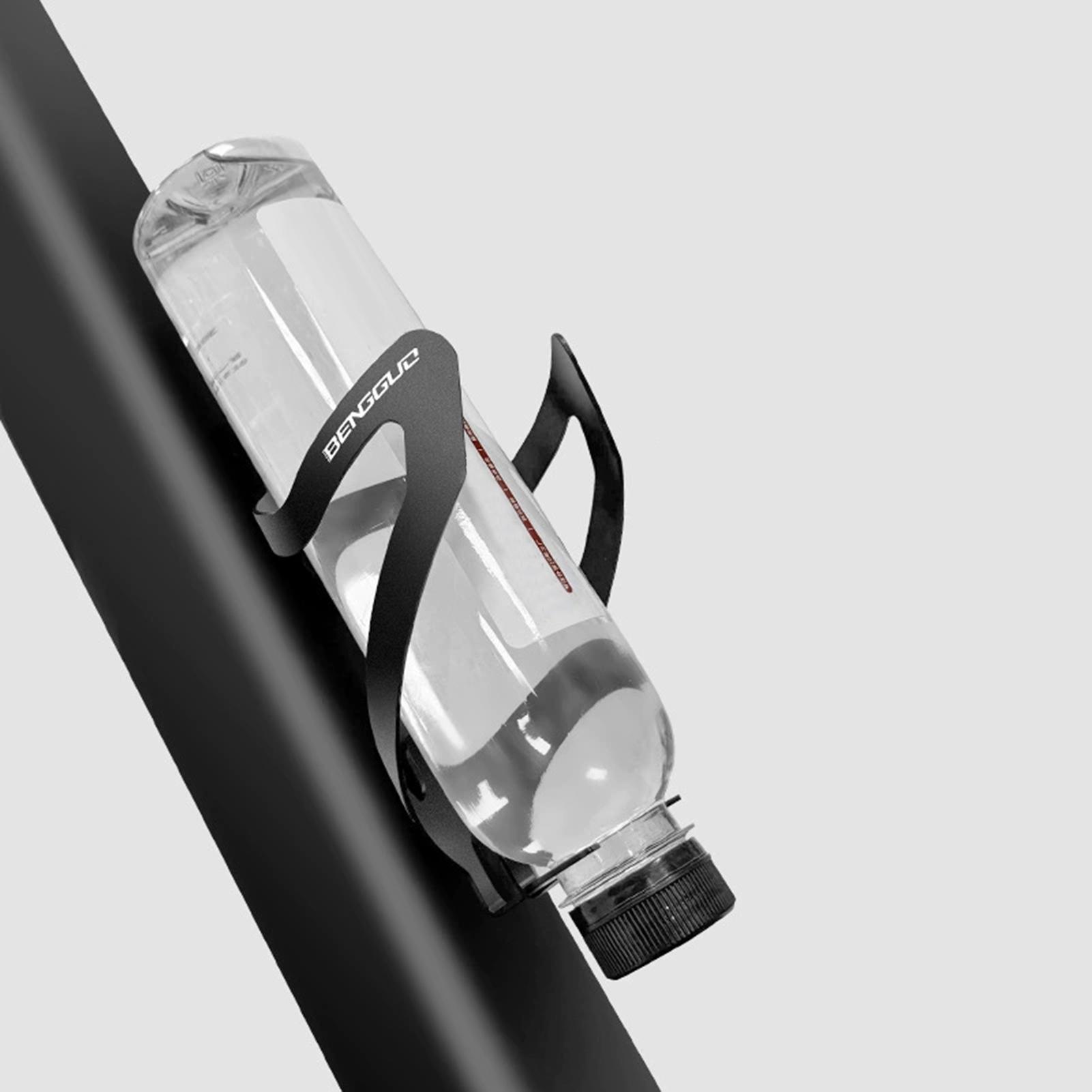 Cycling Water Bottle Mount Cage Universal Aluminium Cycling Water Bottle Cages for Touring and Electric Bicycles чорний
Cycling Water Bottle Mount Cage Universal Aluminium Cycling Water Bottle Cages for Touring and Electric Bicycles чорний