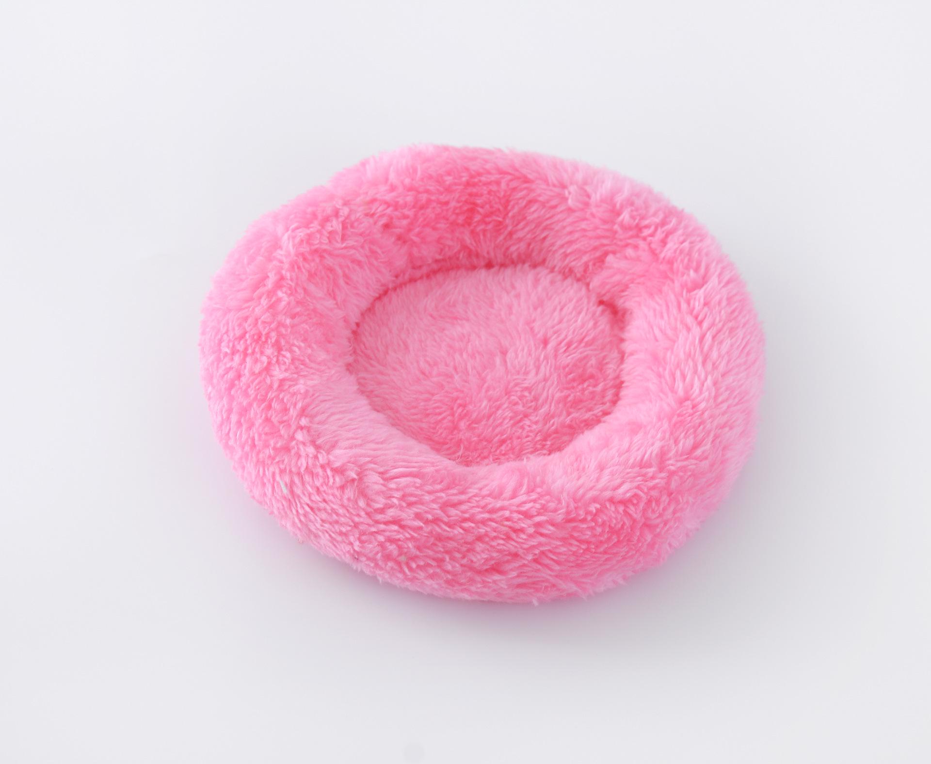 Arctic Fleece Hamster Nest Pad - Warm, Cozy Mat for Small Pets Like Hamsters, Hedgehogs, Chinchillas, and Rabbits Small
Arctic Fleece Hamster Nest Pad - Warm, Cozy Mat for Small Pets Like Hamsters, Hedgehogs, Chinchillas, and Rabbits Small