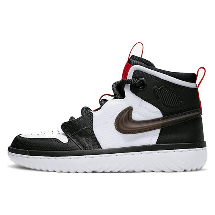 new Jordan 1 High React Black White Gym Red 44.5
new Jordan 1 High React Black White Gym Red 44.5