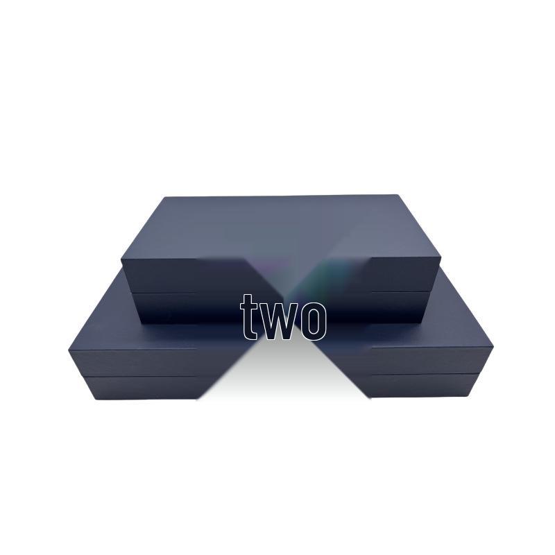 Creative Leather Jewelry Display Box - Decorative Storage for Model Rooms and Offices 255x125x75
Creative Leather Jewelry Display Box - Decorative Storage for Model Rooms and Offices 255x125x75