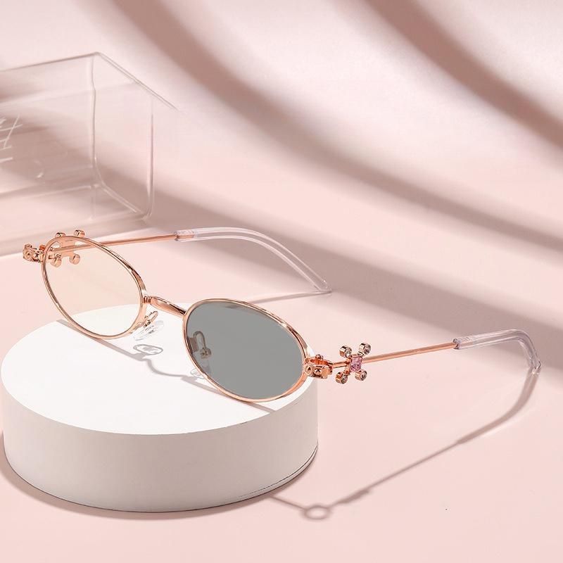 Photochromic Oval Metal Diamond Frame Myopia Glasses, Women Anti Blue Light Outdoor Eyeglasses, Diopters 0 To -4.0 Ideal Holiday Gift 0
Photochromic Oval Metal Diamond Frame Myopia Glasses, Women Anti Blue Light Outdoor Eyeglasses, Diopters 0 To -4.0 Ideal Holiday Gift 0