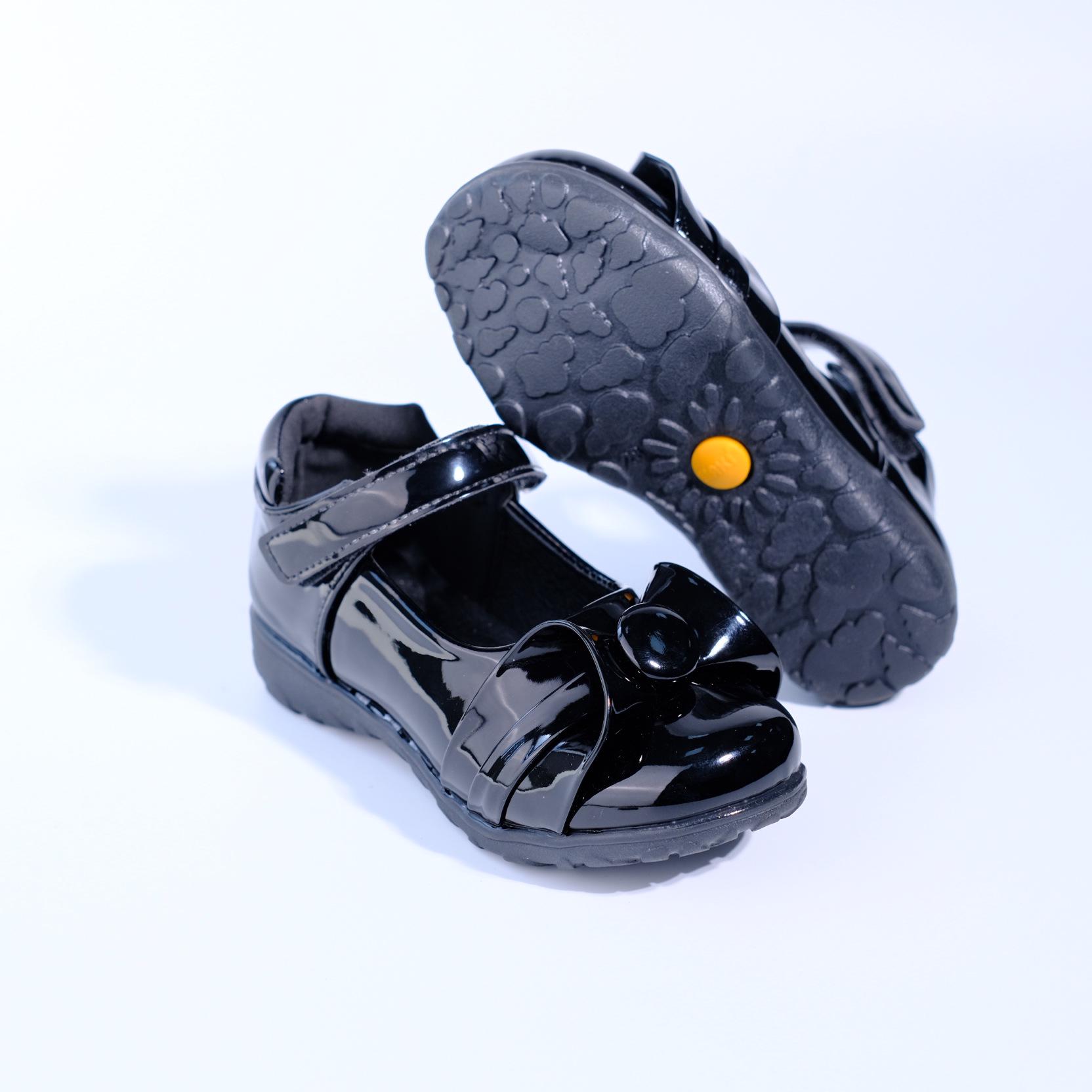 2025 Autumn Girls Bow Leather Shoes - Fashionable Performance and School Shoes 26-30 (MOQ 5 PCS)
2025 Autumn Girls Bow Leather Shoes - Fashionable Performance and School Shoes 26-30 (MOQ 5 PCS)