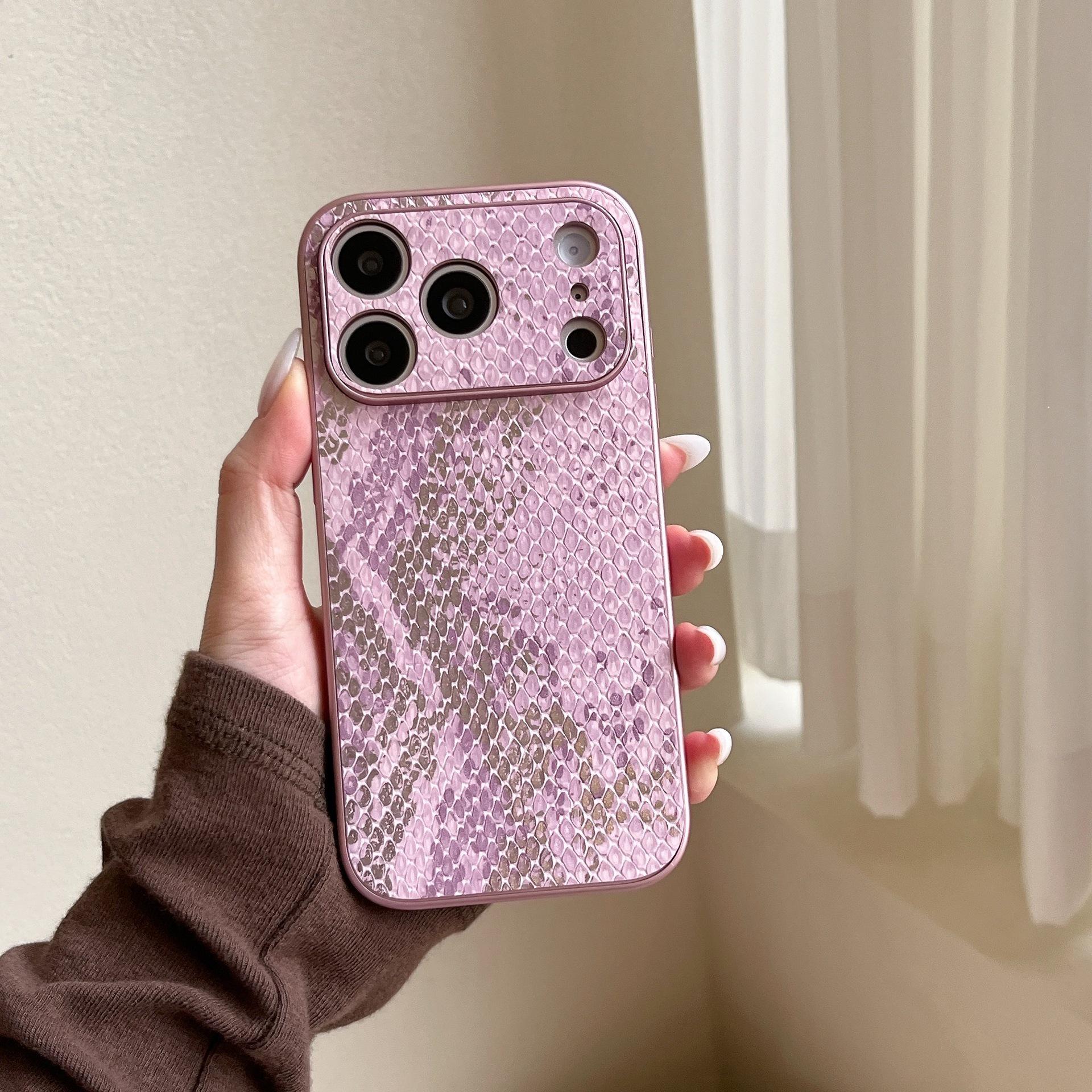 Electroplated Snake Pattern Case for iPhone 16 Pro Max/17/15/14 with Large Window 17
Electroplated Snake Pattern Case for iPhone 16 Pro Max/17/15/14 with Large Window 17