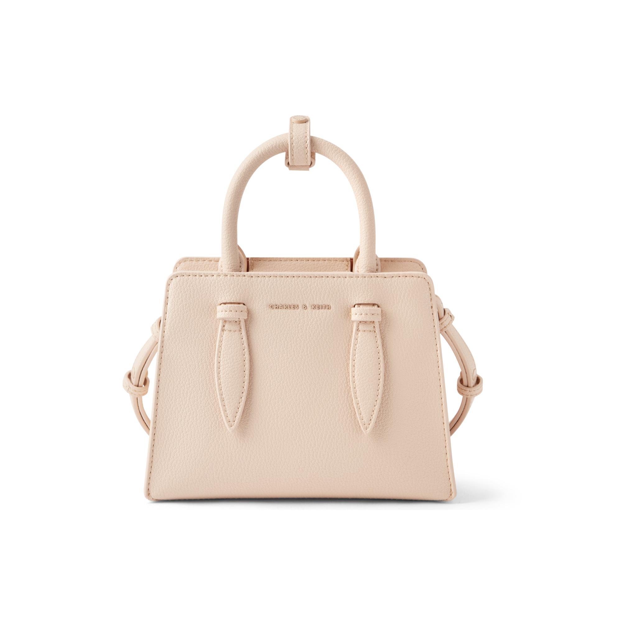 Новая сумка-муфта для ушей кролика CHARLES&KEITH из полиуретана, сумка через плечо, сумочка среднего размера для женщин, телесный/черный CK2-50781362 20.1*10.9*15.0CM
Новая сумка-муфта для ушей кролика CHARLES&KEITH из полиуретана, сумка через плечо, сумочка среднего размера для женщин, телесный/черный CK2-50781362 20.1*10.9*15.0CM