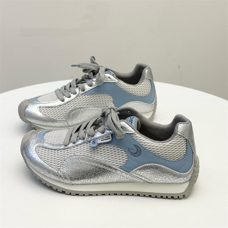 Autumn new comfortable versatile soft sole color matching casual sports shoes little white shoes retro style 40 серебряный
Autumn new comfortable versatile soft sole color matching casual sports shoes little white shoes retro style 40 серебряный