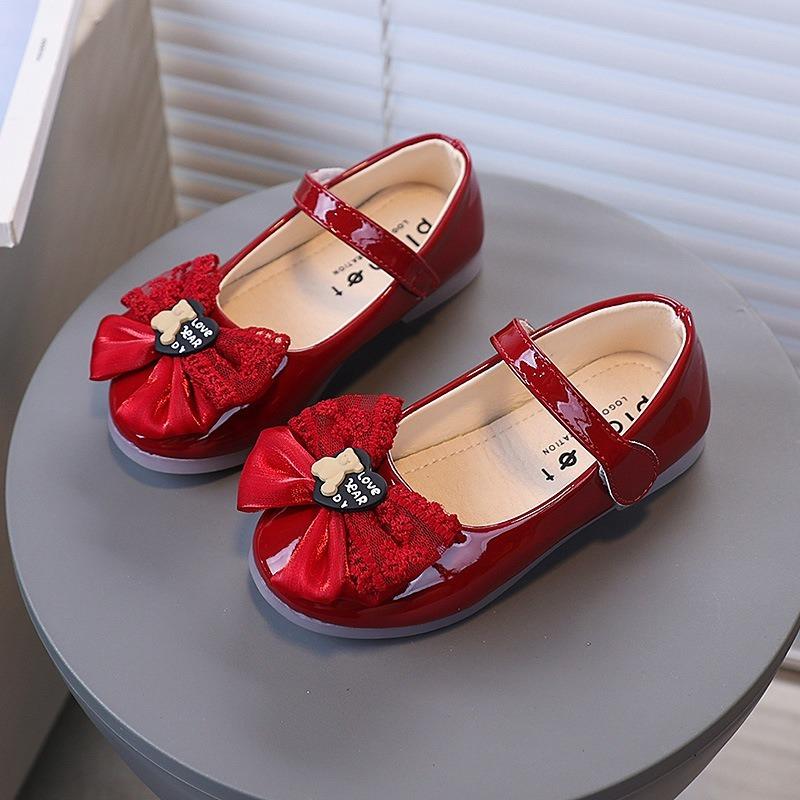 Autumn New Style Bear Bow Versatile Lady Style Toddler Shoes / Fashion Korean Casual Flat Princess Shoes 31 червоний
Autumn New Style Bear Bow Versatile Lady Style Toddler Shoes / Fashion Korean Casual Flat Princess Shoes 31 червоний
