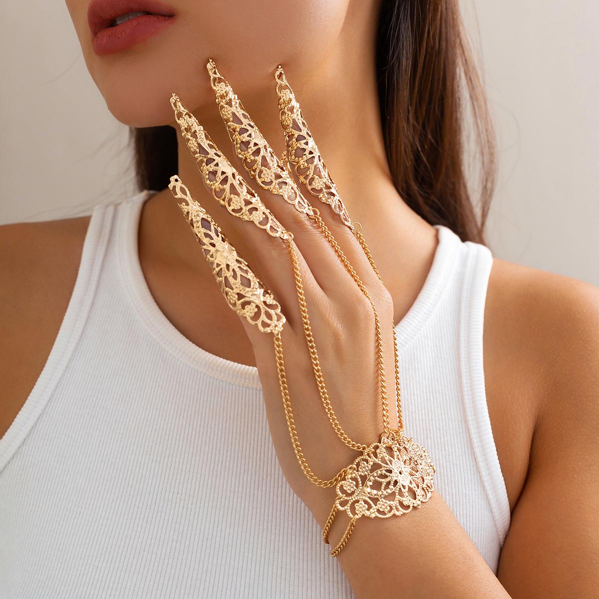 Creative Exaggerated Dubai Indian Finger Wrist Chain Bracelets for Women Punk Nail Rings With Bracelet Y2K Jewelry Steampunk New
Creative Exaggerated Dubai Indian Finger Wrist Chain Bracelets for Women Punk Nail Rings With Bracelet Y2K Jewelry Steampunk New