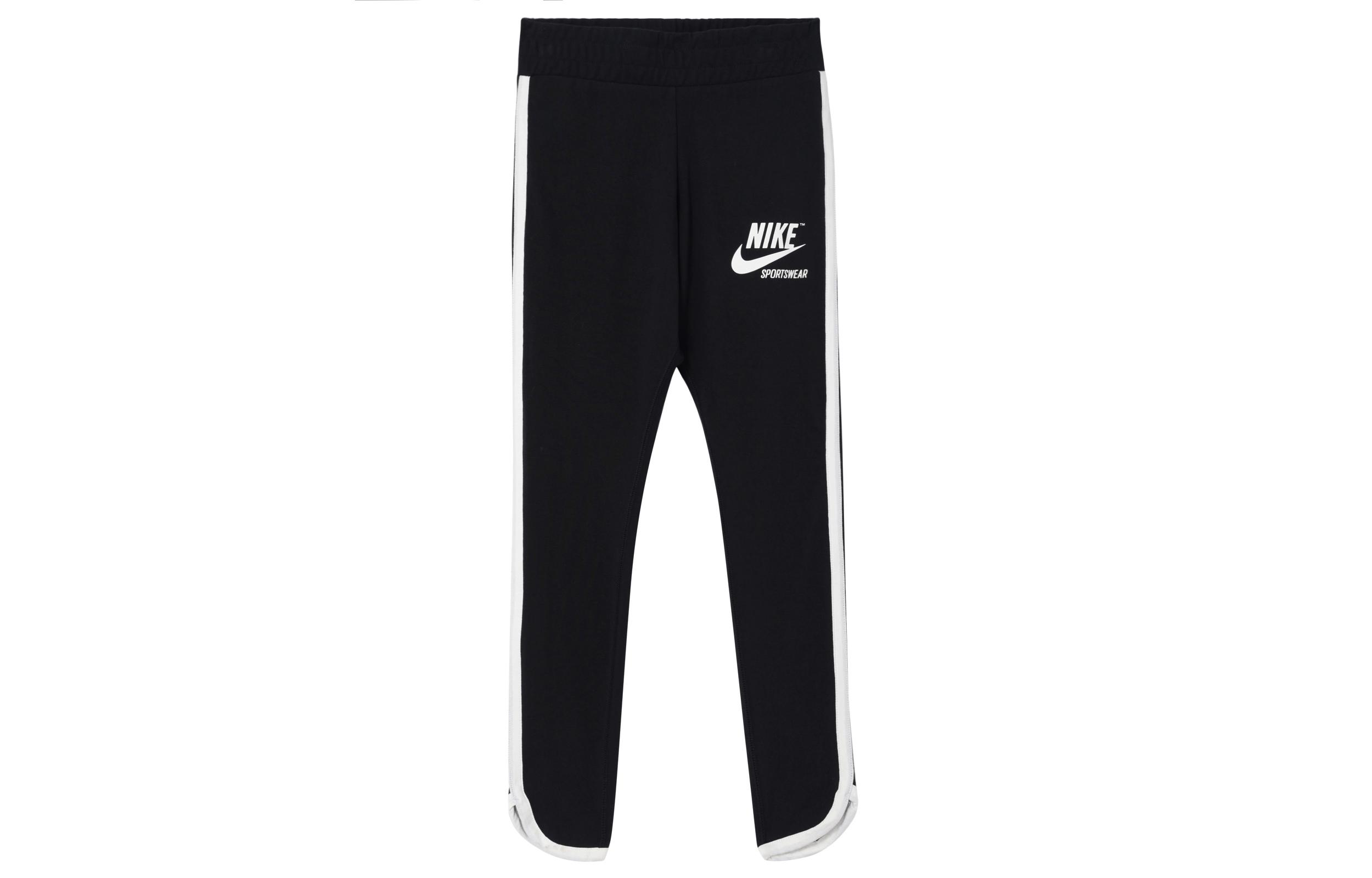 Nike Knitted Sweatpants Women s Black AT5443-010 L
Nike Knitted Sweatpants Women s Black AT5443-010 L