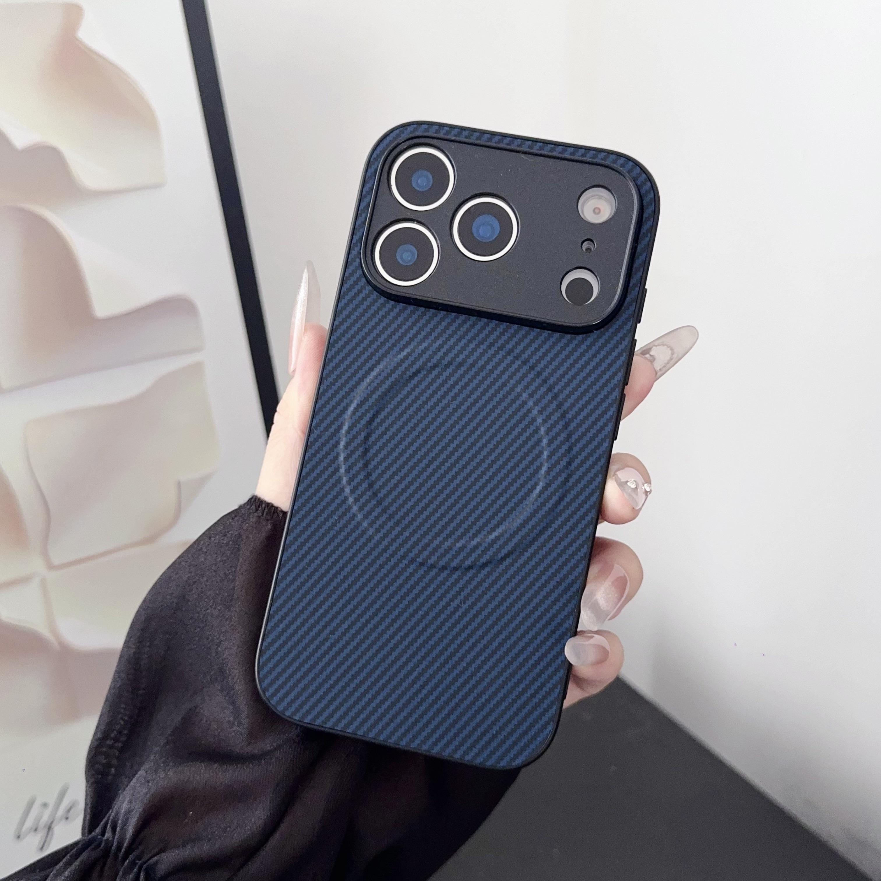 Carbon Fiber Texture Magnetic Phone Case for Apple iPhone 13 14 15 16 17 Pro Max Plus Slim Protective Cover with Non-Slip Edge iPhone 15 Pro Max темно-синього кольору
Carbon Fiber Texture Magnetic Phone Case for Apple iPhone 13 14 15 16 17 Pro Max Plus Slim Protective Cover with Non-Slip Edge iPhone 15 Pro Max темно-синього кольору
