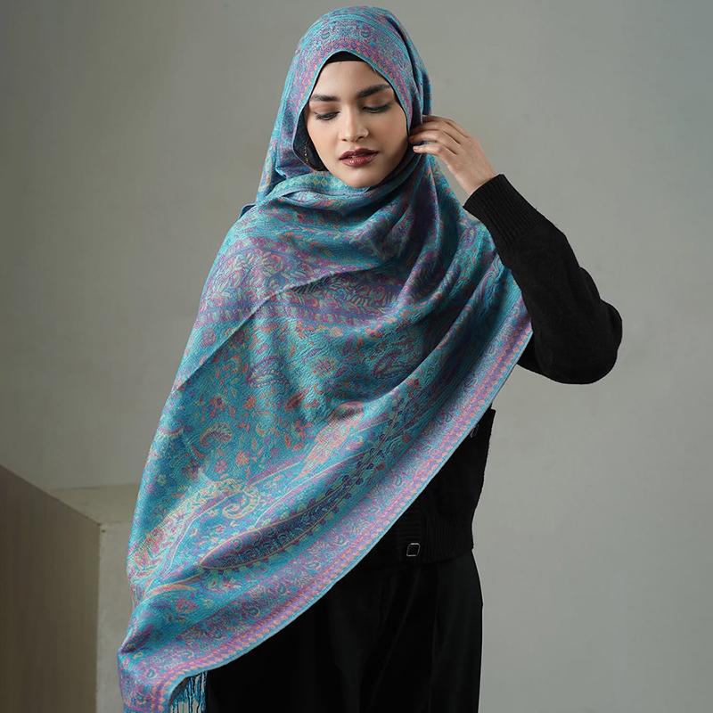 Women Paisley Scarf Cashmere Feeling Pashmina Shawls Tassel Hijab Head Wrap Femme Winter Scarves Foulard Bufanda 70x175 cm
Women Paisley Scarf Cashmere Feeling Pashmina Shawls Tassel Hijab Head Wrap Femme Winter Scarves Foulard Bufanda 70x175 cm