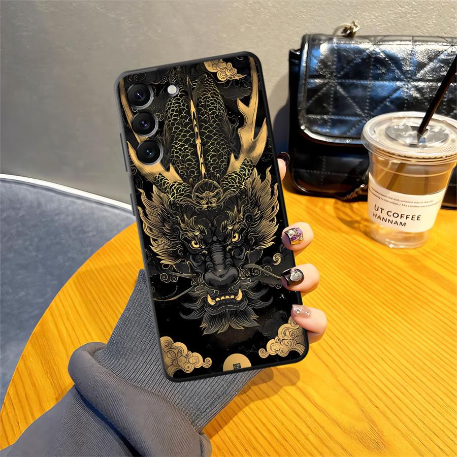 Чехол-футляр с рисунком дракона для Samsung Galaxy A05 A70 A04 A13 A20 A16 A40 A12 A50 A17 A06 A15 Galaxy A13 4G
Чехол-футляр с рисунком дракона для Samsung Galaxy A05 A70 A04 A13 A20 A16 A40 A12 A50 A17 A06 A15 Galaxy A13 4G