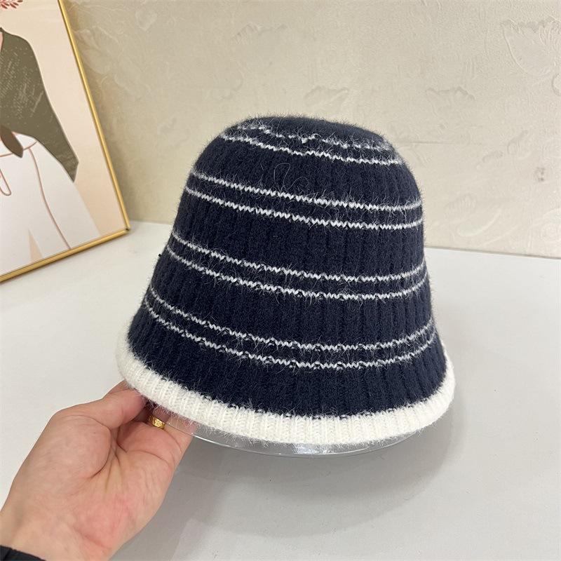 Autumn and winter striped knitted fisherman s hat children sweet and cute face small wool basin hat M(56-58cm) тёмно-синий
Autumn and winter striped knitted fisherman s hat children sweet and cute face small wool basin hat M(56-58cm) тёмно-синий