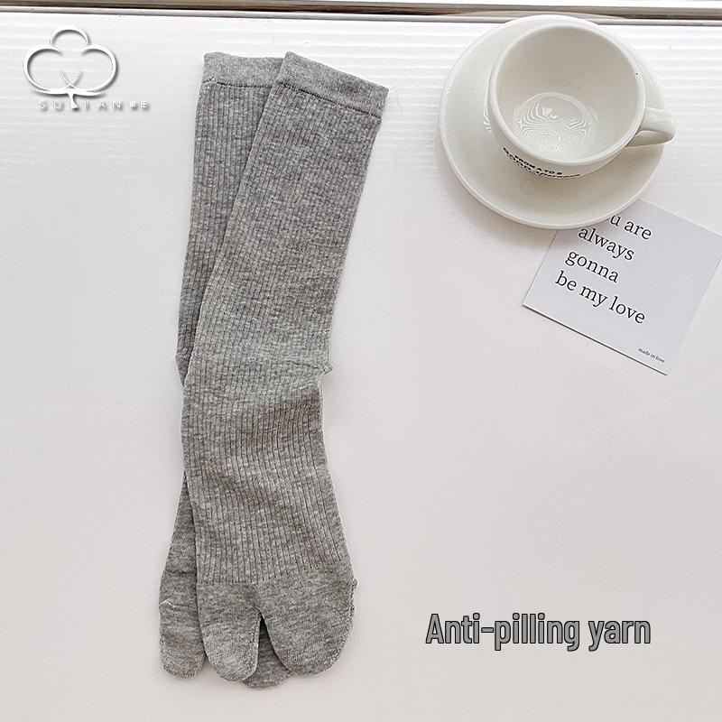 Trendy Women s Two-Toe Mid-Calf Cotton Slouch Socks - Spring/Summer Academic Style One Size серый
Trendy Women s Two-Toe Mid-Calf Cotton Slouch Socks - Spring/Summer Academic Style One Size серый
