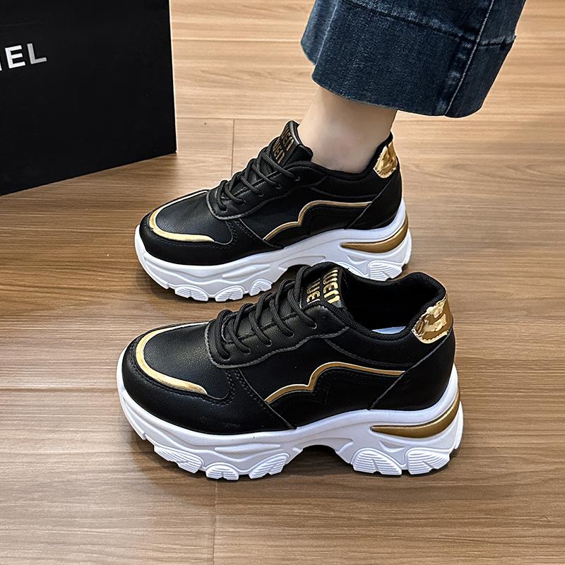 Inner height-increasing dad shoes spring and autumn new thick-soled leather surface casual sports shoes running shoes 42 чорний
Inner height-increasing dad shoes spring and autumn new thick-soled leather surface casual sports shoes running shoes 42 чорний