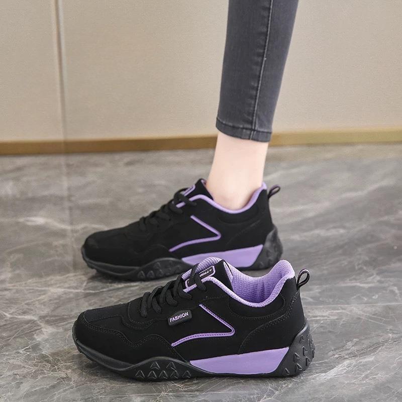 Women s Soft-Soled Sneakers with a Soft Feel, Lightweight Leather Casual Travel Shoes for Spring and Autumn 35 фиолетовый
Women s Soft-Soled Sneakers with a Soft Feel, Lightweight Leather Casual Travel Shoes for Spring and Autumn 35 фиолетовый