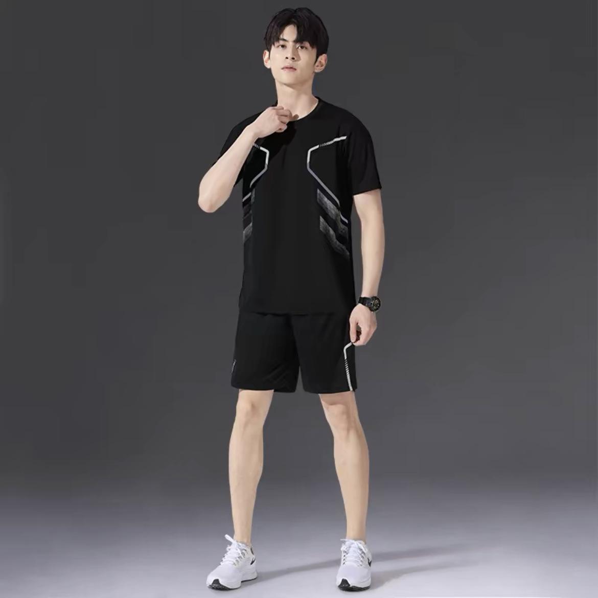 Мужской быстросохнущий спортивный комплект из ледяного шелка - Модная футболка с коротким рукавом и шорты 4XL
Мужской быстросохнущий спортивный комплект из ледяного шелка - Модная футболка с коротким рукавом и шорты 4XL