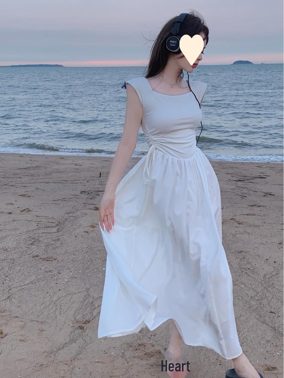 Женское платье с французским квадратным воротником, лето 2025 г. — милое, простое, длинное и с приталенной талией S
Женское платье с французским квадратным воротником, лето 2025 г. — милое, простое, длинное и с приталенной талией S